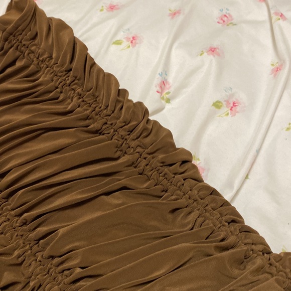 SOLD NWOT mocha brown ruched dress - Picture 3 of 4